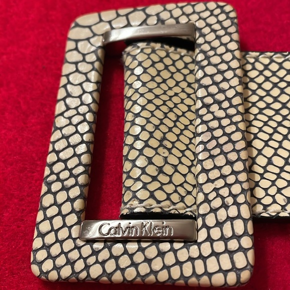 Vintage Calvin Klein Wide Genuine Leather Cobra Embossed Belt-L/XL - Picture 3 of 4